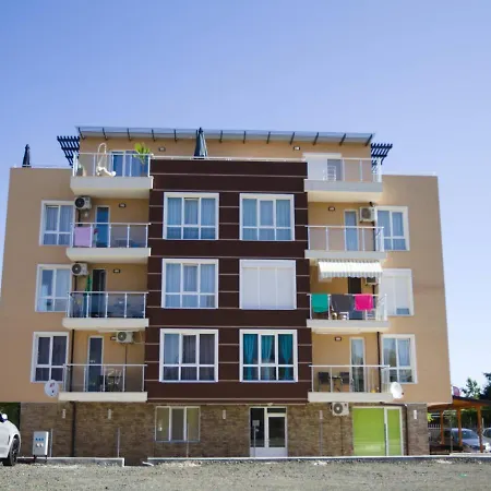 Апартамент Sea Sun Eleven *